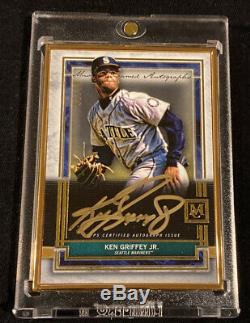 2020 Museum Collection Ken Griffey Jr. Gold Museum Framed On-card Auto #05/10