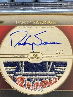 2021 Topps Definitive GOLD FRAME Dansby Swanson Auto Relic Braves 1/1 One Of One