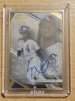 2021 Topps Gold Label Luis Robert Auto Blue Framed Refractor 6/10 #FA-LR