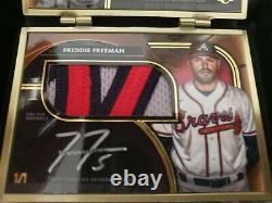 2021 Topps Museum Framed dual auto patch book Acuna / Freeman 1/1