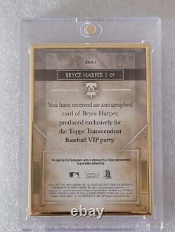 2021 Topps Transcendent Collection VIP Party Bryce Harper Gold Framed Auto /25