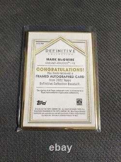 2022 TOPPS DEFINITIVE MARK MCGWIRE GOLD FRAMED AUTO #ed /30 OAKLAND A'S