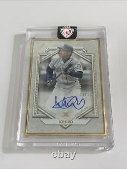 2022 Topps Definitive Ichiro On Card Gold Framed Auto 14/15