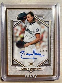 2022 Topps Definitive Randy Johnson Mariners Gold Framed Auto SSP /25