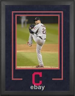 Cleveland Indians Deluxe 16 x 20 Vertical Photograph Frame