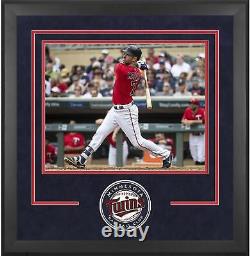 Minnesota Twins Deluxe 16x20 Horizontal Photo Frame