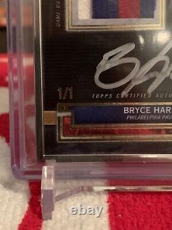 2020 Musée Collection Bryce Topps Harper 1/1 Framed Autograph Patch