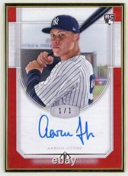 Aaron Juge 2017 Topps Transcendent Baseball Encadré Autographe Carte Rouge 1/1