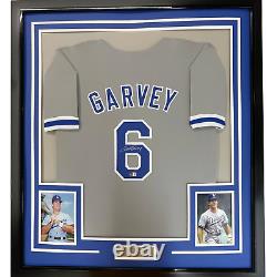 Maillot de baseball gris STEVE GARVEY 33x42 encadré avec autographe, certificat d'authenticité BAS COA.