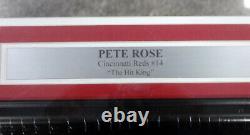 Pete Rose Autographié Cadre 16x20 Photo Rouges Premier Jeu 4-8-63 Psa/dna 90478