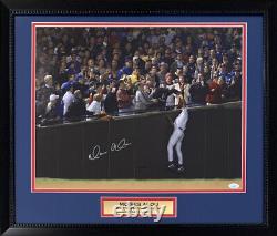 Photo encadrée de 16x20 pouces signée par Moises Alou des Chicago Cubs et Steve Bartman, authentifiée par JSA.