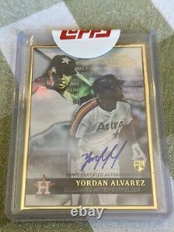 Yordan Alvarez Encadré Autographe Rookie 2020 Topps Étiquette Or